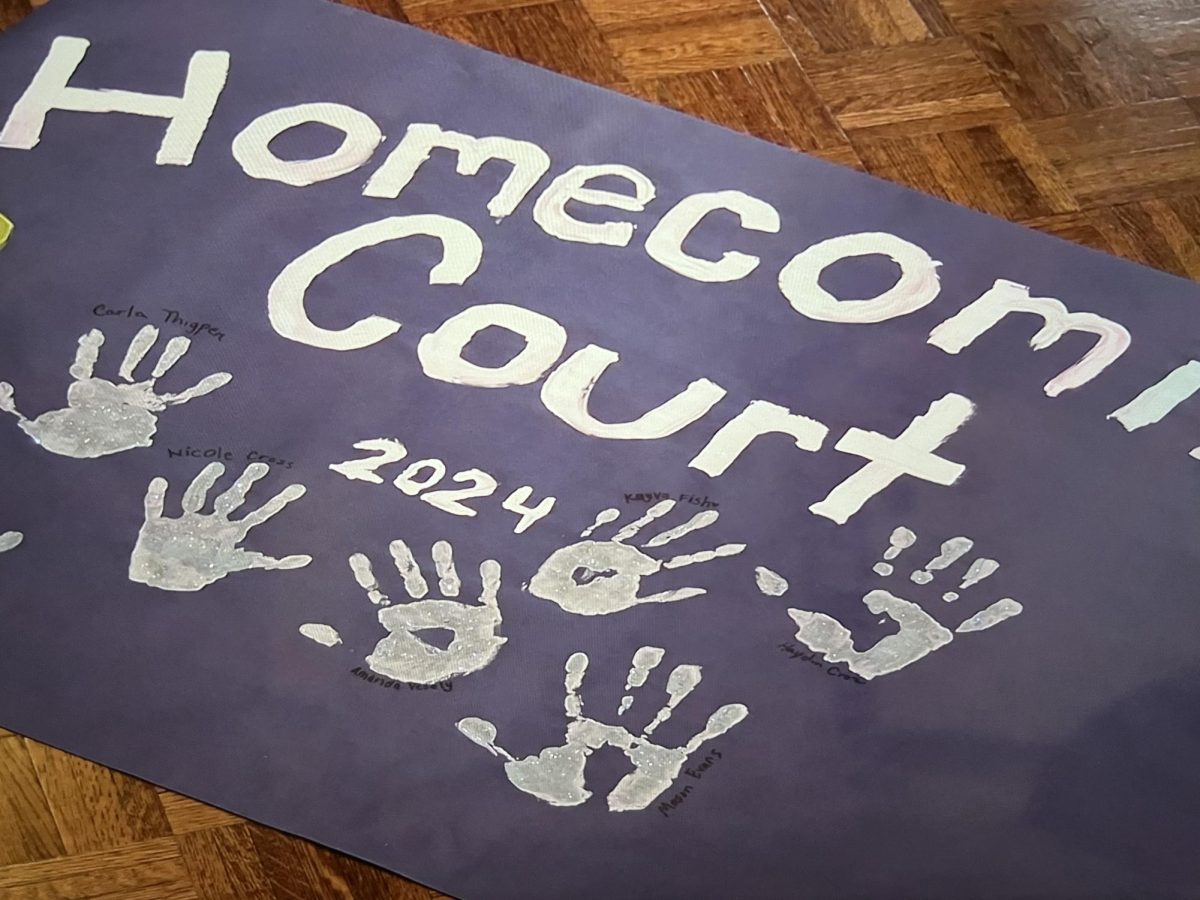 Kent State students prepare for Homecoming in a creative way