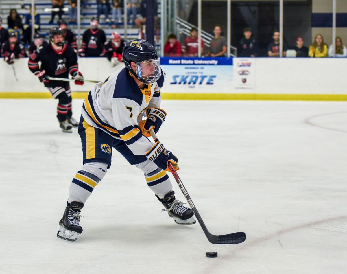 Gabriel Lucchesi, Kent State junior and forward, receives the puck from one of his teammates during the third period against Northern Illinois. Sept. 13th, 2024.